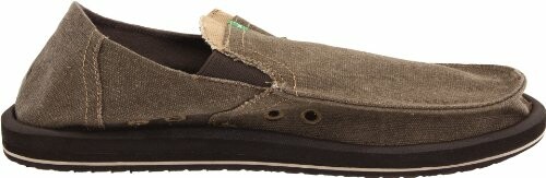 Casual slip-on shoe with canvas material